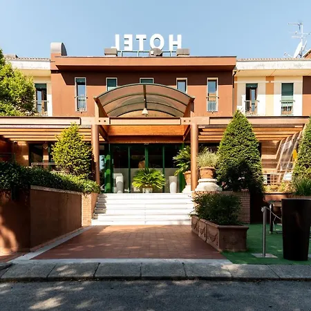 HOTEL QUERINI Essential Business Hotel Sandrigo-3